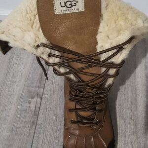 UGG Adirondack